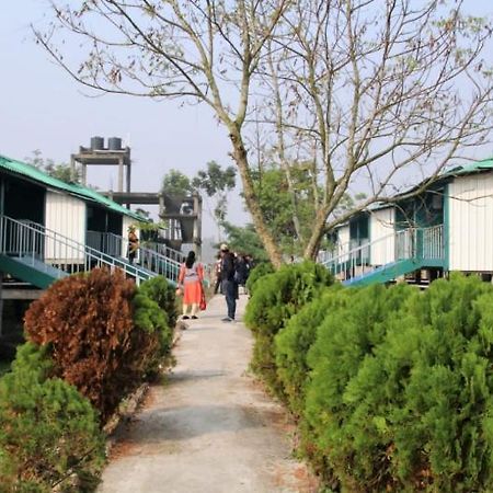 Banani Resort By Wb Inn Gosāba Esterno foto